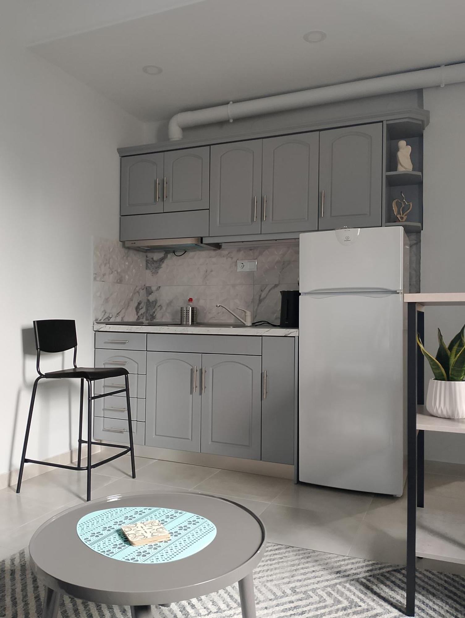 Black Eagle Apartment