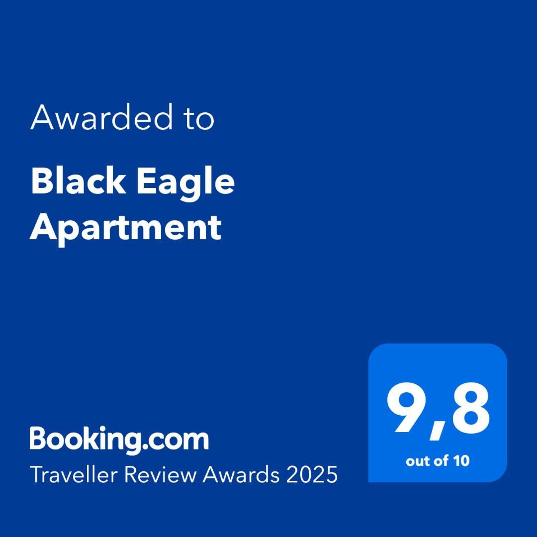 Apartment Black Eagle Dráma